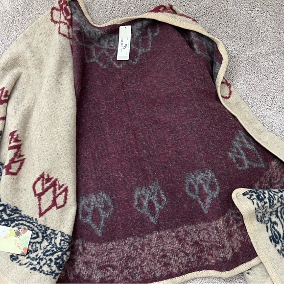 Cardigan - Picture 3 of 3